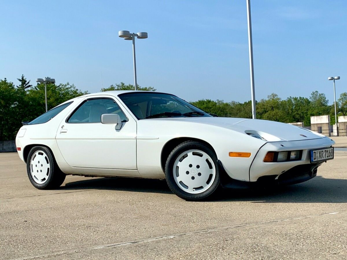 1986 Porsche 928 - photo 5