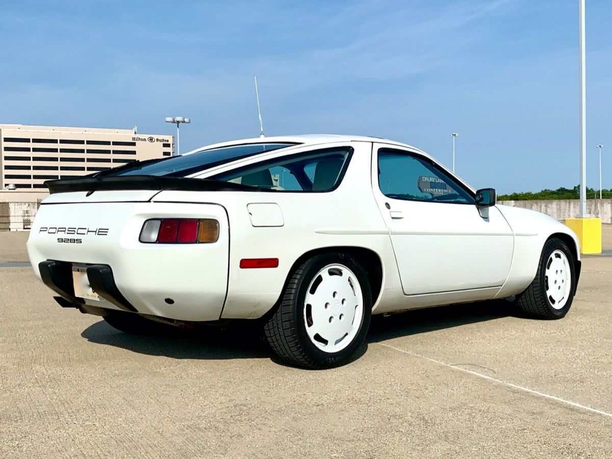 1986 Porsche 928 - photo 8