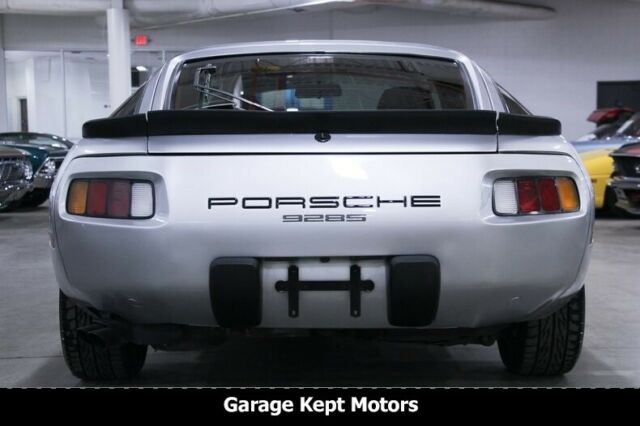 1986 Porsche 928 S - photo 9