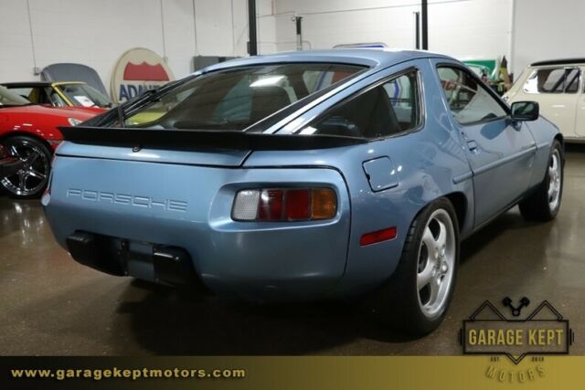 1986 Porsche 928 S - photo 8