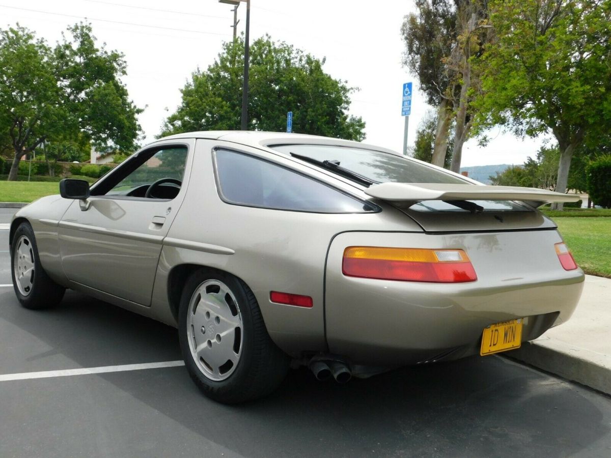 1986 Porsche 928 - photo 11