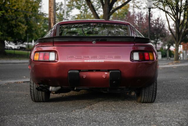 1986 Porsche 928 S - photo 7