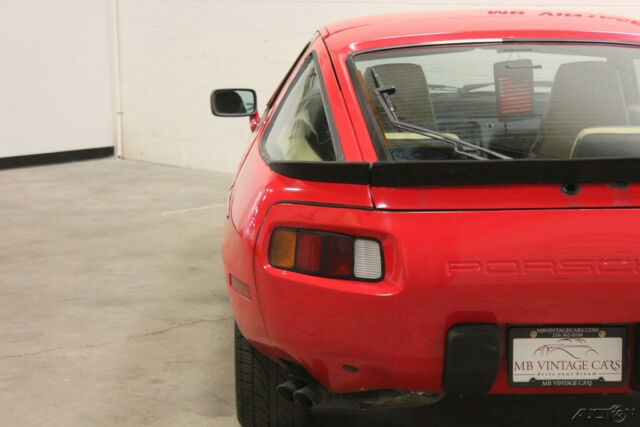 1986 Porsche 928 S - photo 7