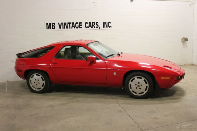 1986 Porsche 928 S - photo 9