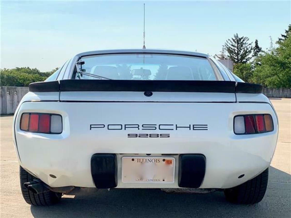 1986 Porsche 928 - photo 9