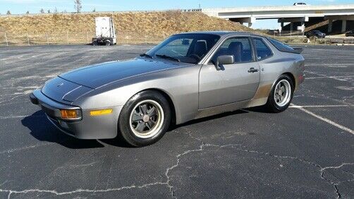 1986 Porsche 944 - photo 2