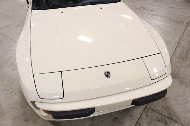 1986 Porsche 944 -- - photo 10