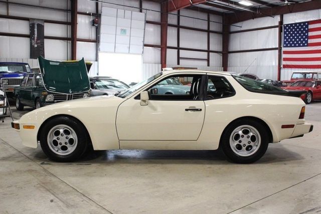 1986 Porsche 944 -- - photo 3