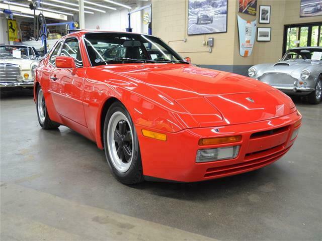1986 Porsche 944 39053 Miles Guards Red 4 Cylinder Engine 2.5L/151 Manual 1986 Porsche 944 --