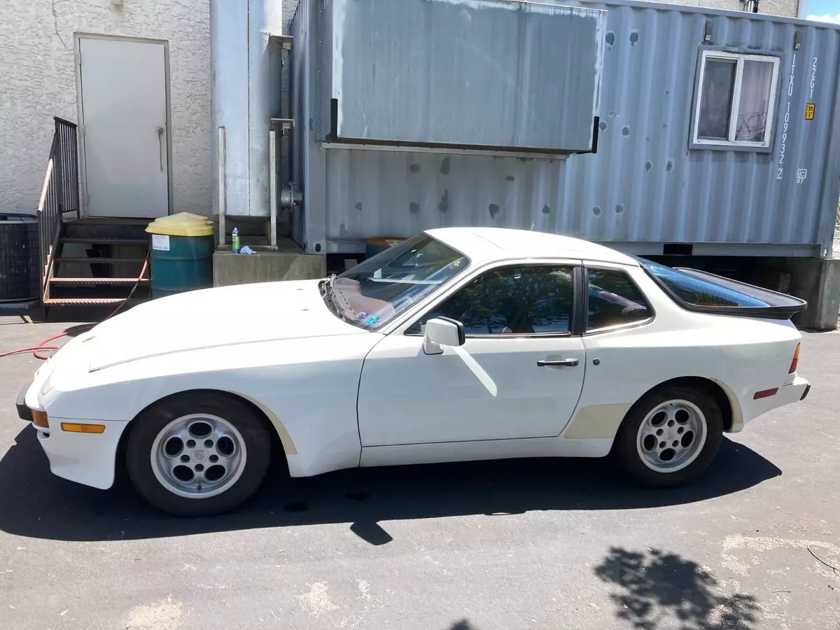 1986 Porsche 944 5 Speed Sun Roof Project Car 1986 Porsche 944