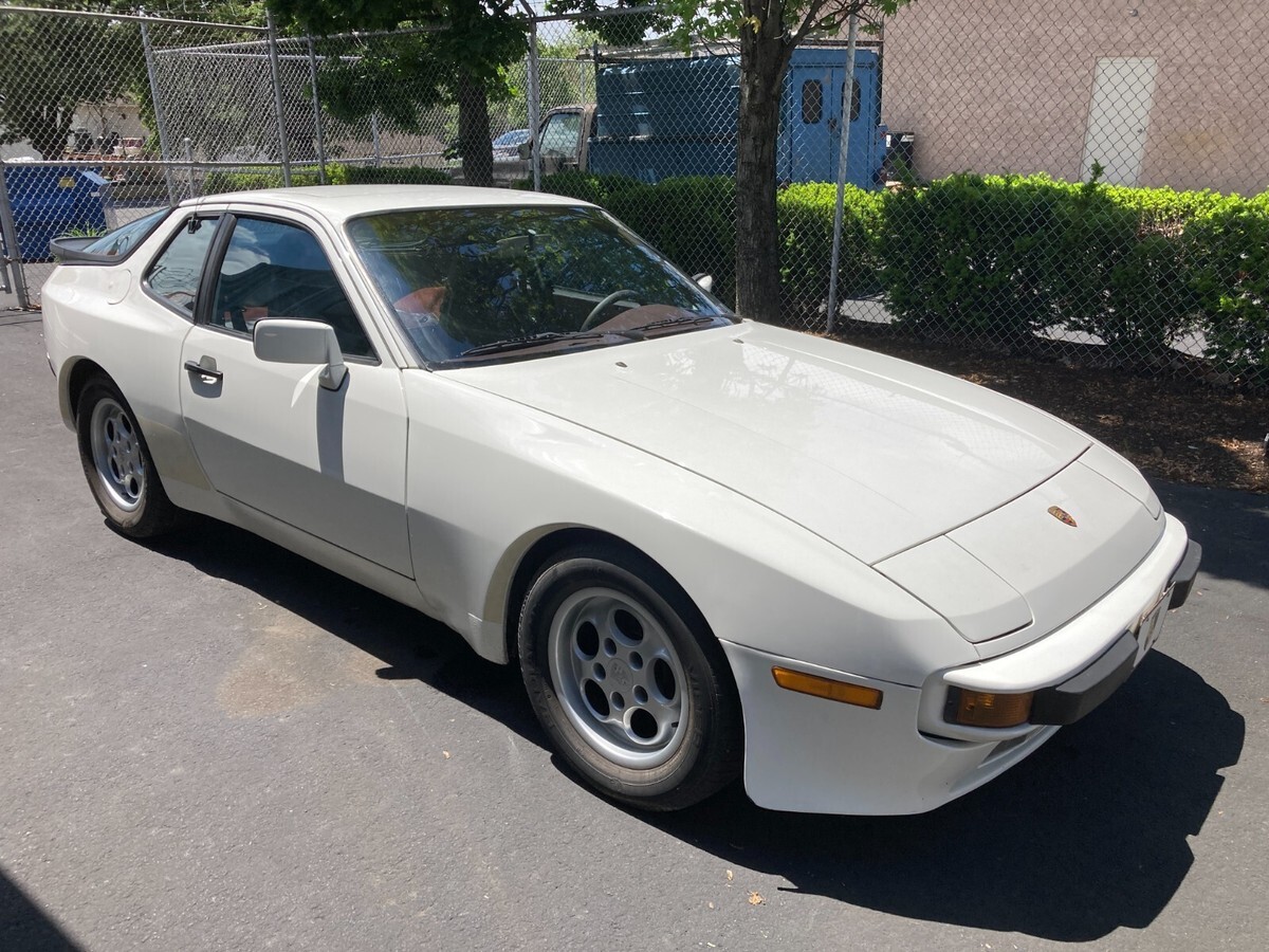 1986 Porsche 944 - photo 2