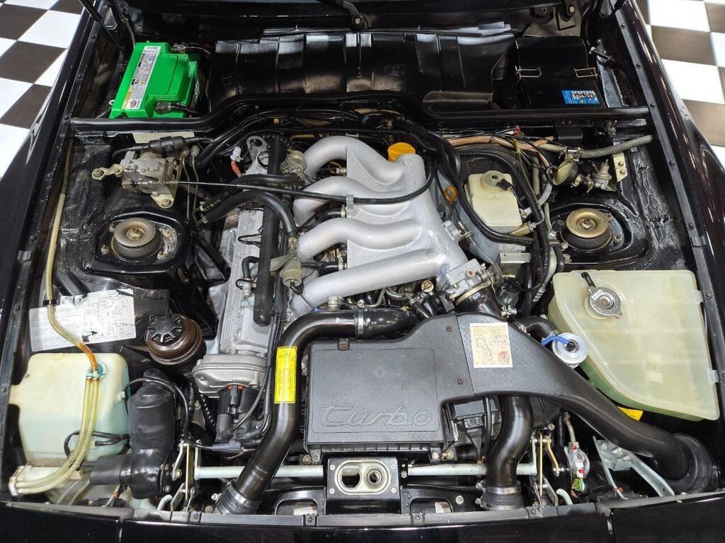 1986 Porsche 944 Turbo 2dr Hatchback - photo 7