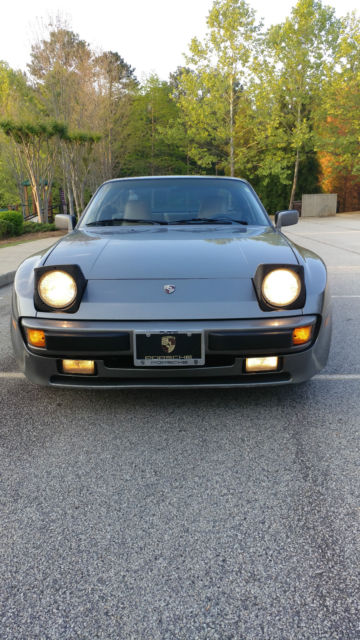 1986 Porsche 944 Base Coupe 2-Door 2.5L Only 3 Owner in 31 years 1986 Porsche 944 Base Coupe 2-Door