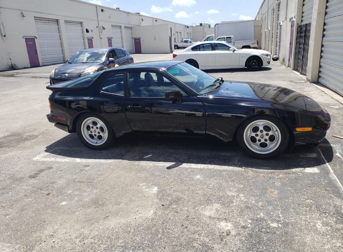 1986 Porsche 944 - photo 3