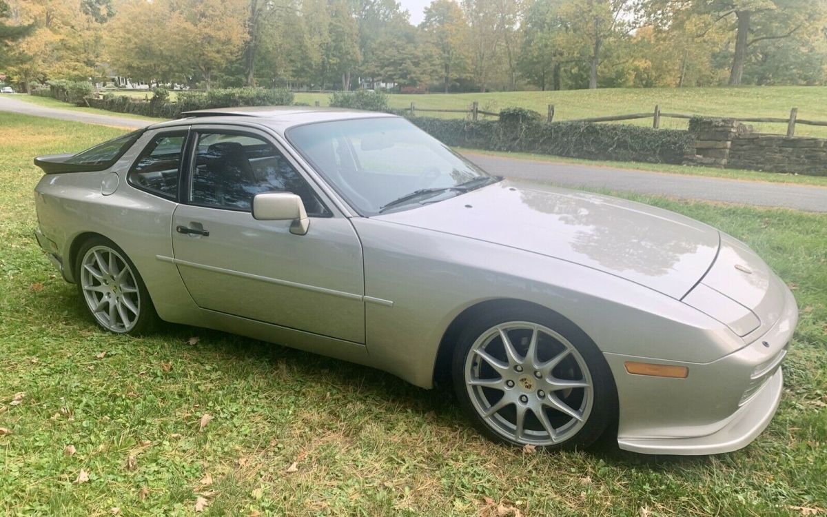 1986 Porsche 944 - photo 2