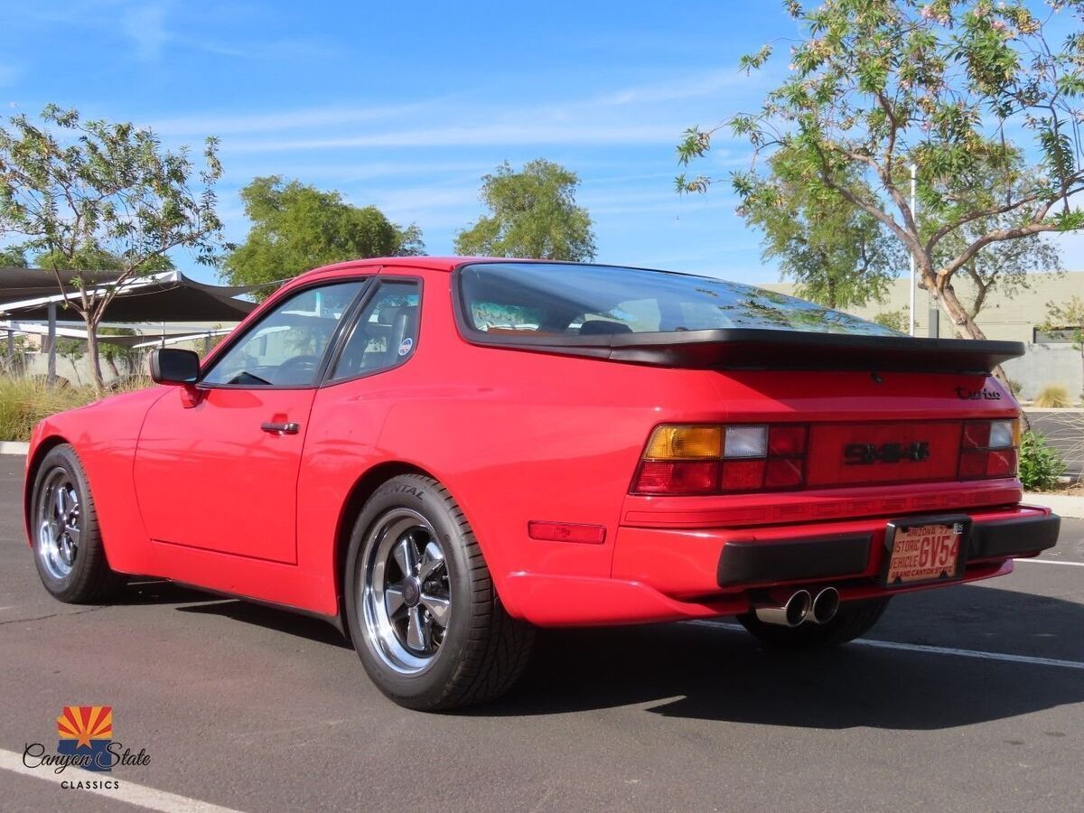 1986 Porsche 944 2dr Coupe Turbo 5-Spd - photo 10