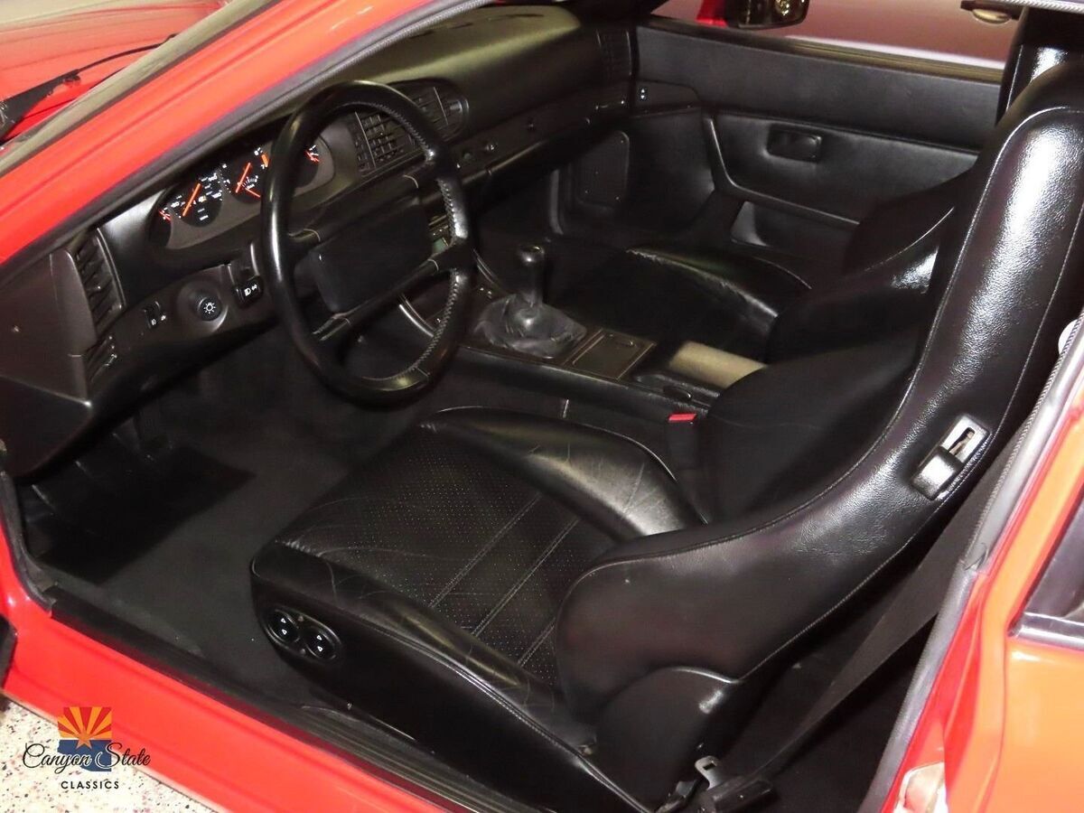 1986 Porsche 944 2dr Coupe Turbo 5-Spd - photo 2