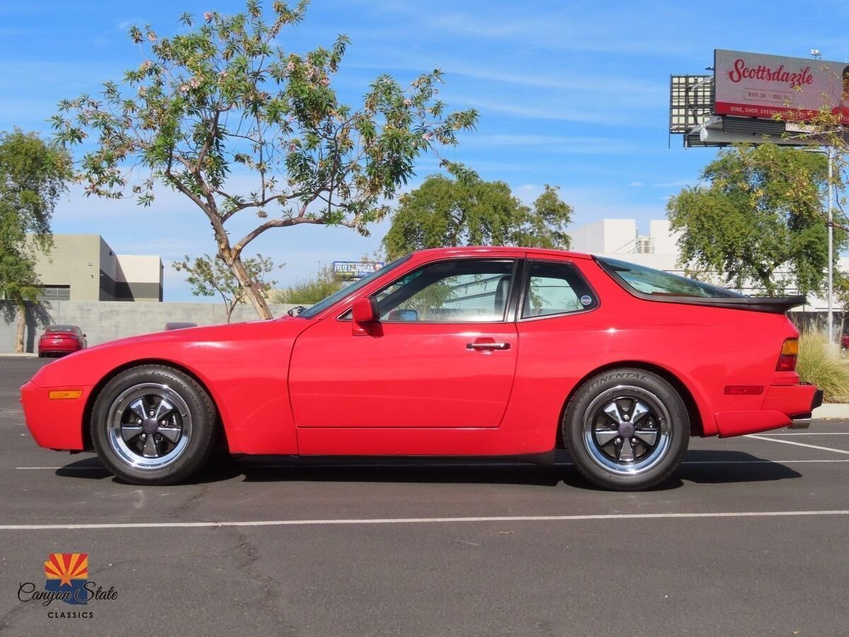 1986 Porsche 944 2dr Coupe Turbo 5-Spd - photo 8