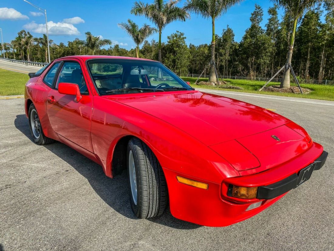 1986 Porsche 944 - photo 2