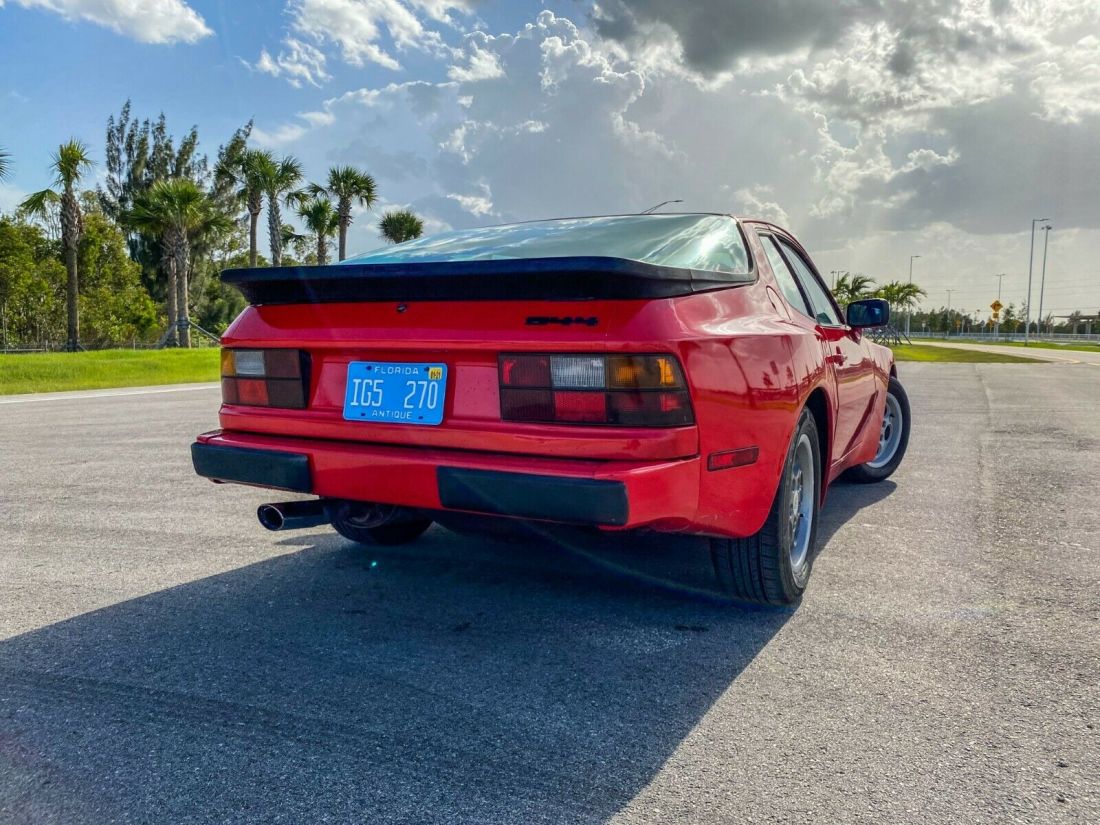 1986 Porsche 944 - photo 5