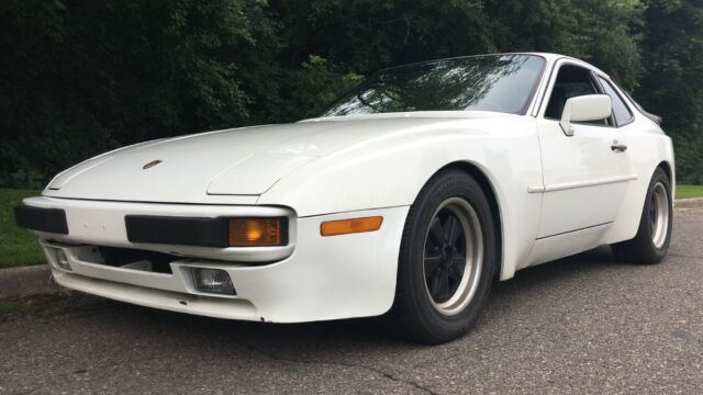 1986 Porsche 944 - photo 2