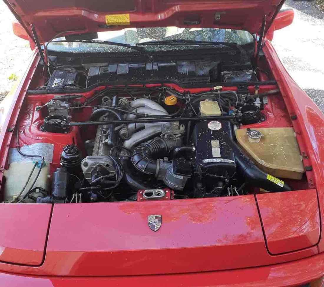 1986 Porsche 944 All power windows, sun roof, factory air all works. - photo 8