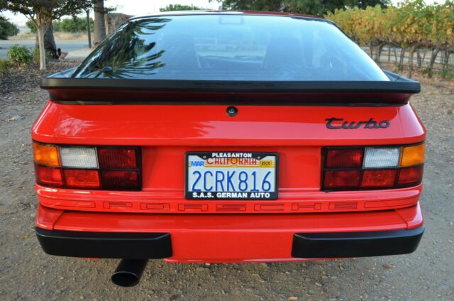 1986 Porsche 944 1 OWNER 33K MILES 100% DOCUMENTED CA CAR - photo 6