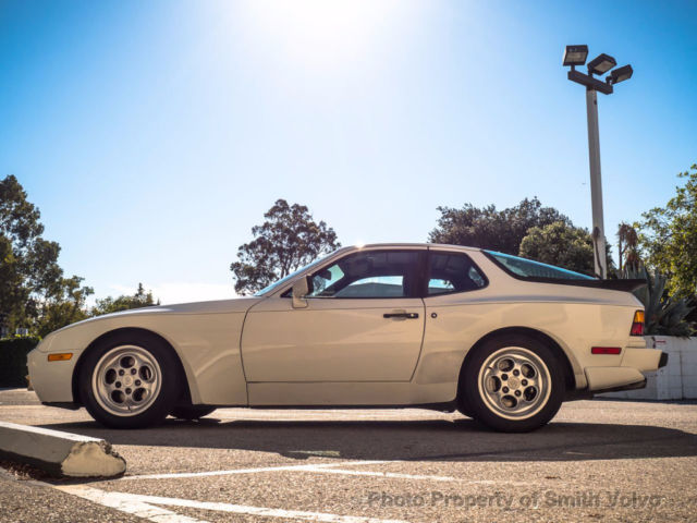 1986 Porsche 944 Turbo Coupe 2-Door - photo 8
