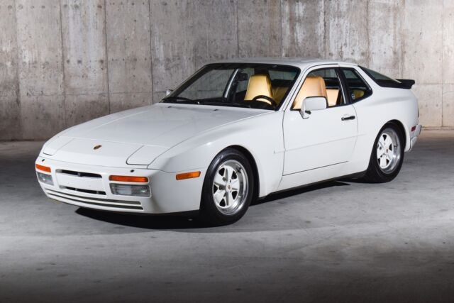 1986 Porsche 944 Turbo - photo 11
