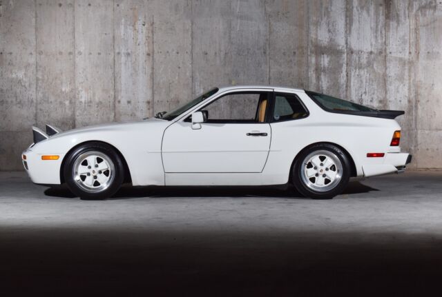 1986 Porsche 944 Turbo - photo 13