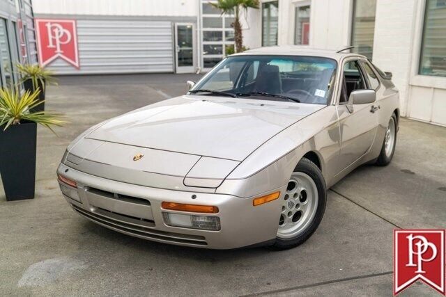 1986 Porsche 944 - photo 2