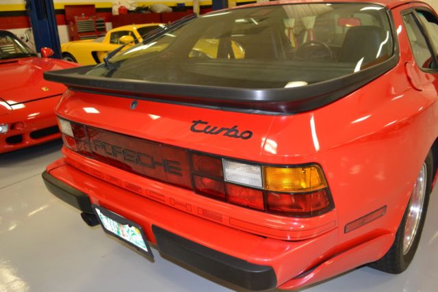 1986 Porsche 944 Turbo - photo 10