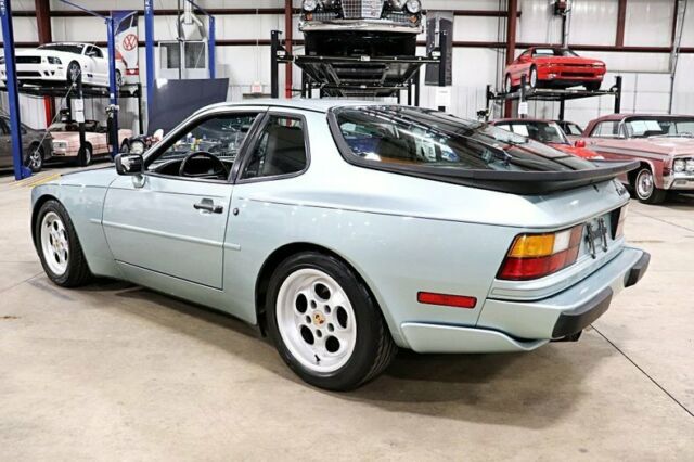 1986 Porsche 944 Turbo - photo 3