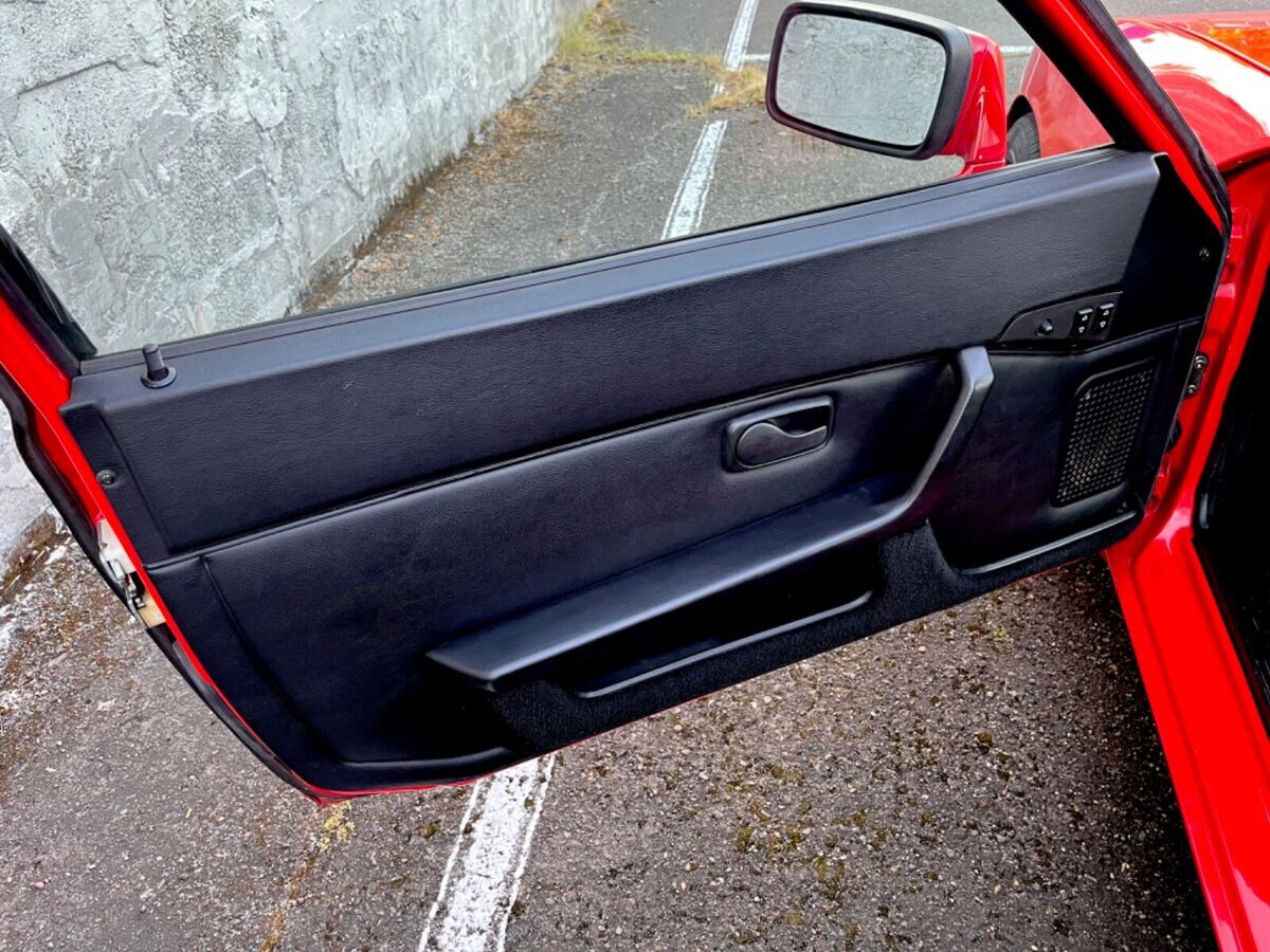 1986 Porsche 944 - photo 10