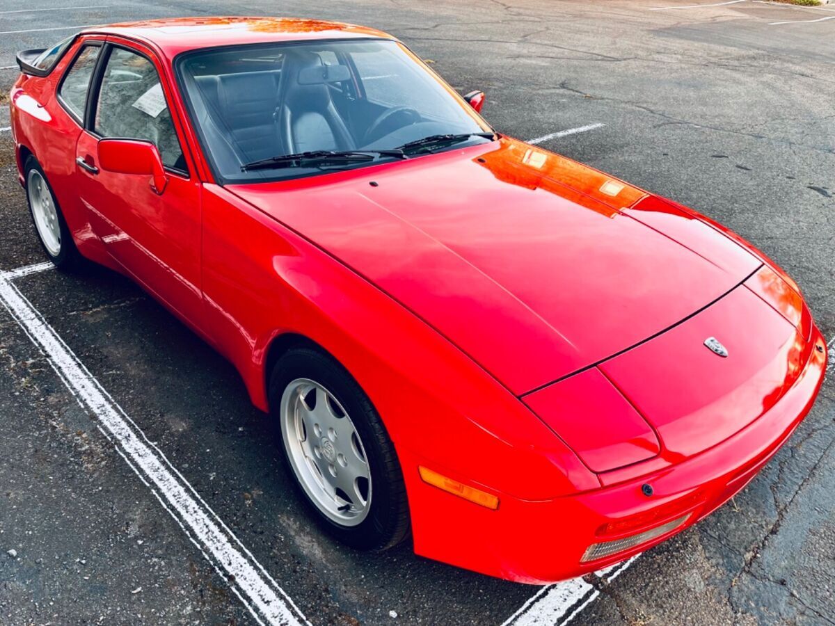 1986 Porsche 944 - photo 2