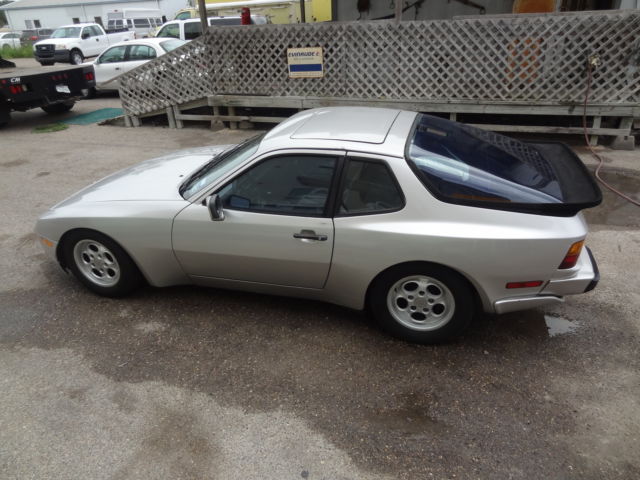 1986 Porsche 944 Turbo - photo 10