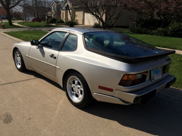 1986 Porsche 944 Turbo - photo 4