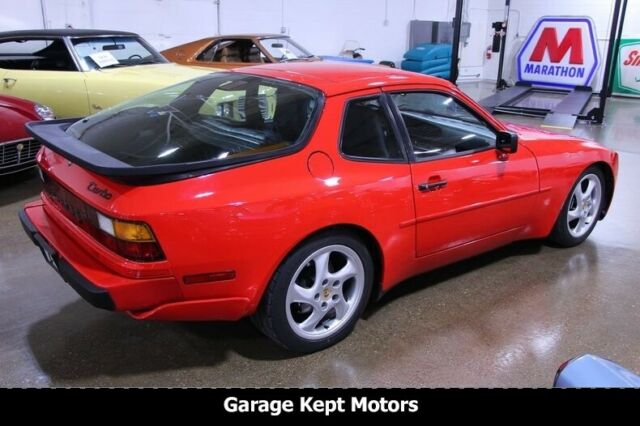 1986 Porsche 944 Turbo - photo 10