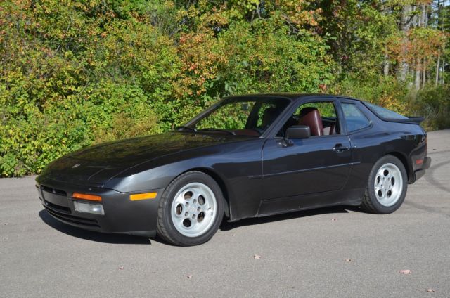 1986 Porsche 944 Turbo Lots of Service History & Upgrades Sunroof Delete 1986 Porsche 944 Turbo Lots of Service History & Upgrades