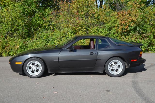 1986 Porsche 944 Turbo Lots of Service History & Upgrades - photo 3