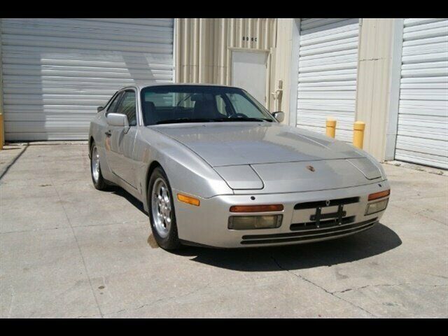 1986 Porsche 944 Turbo - Manual - Mint 1 Owner 1986 Porsche 944 Turbo