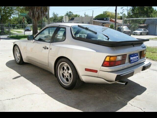 1986 Porsche 944 Turbo - photo 4