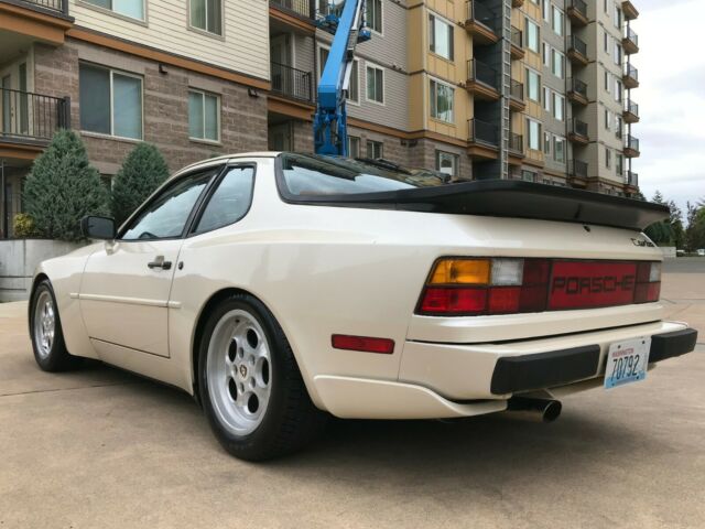 1986 Porsche 944 944 Turbo - photo 7