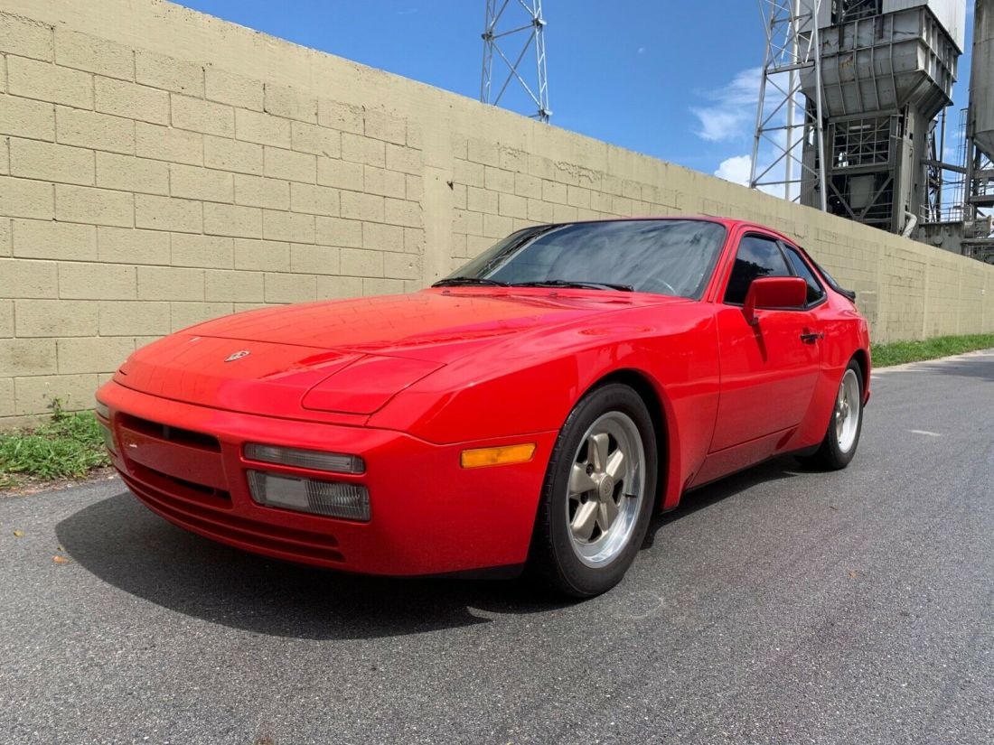 1986 Porsche 944 - photo 2