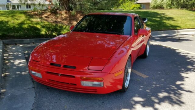 1986 Porsche 944 Turbo S 1986 Porsche 944