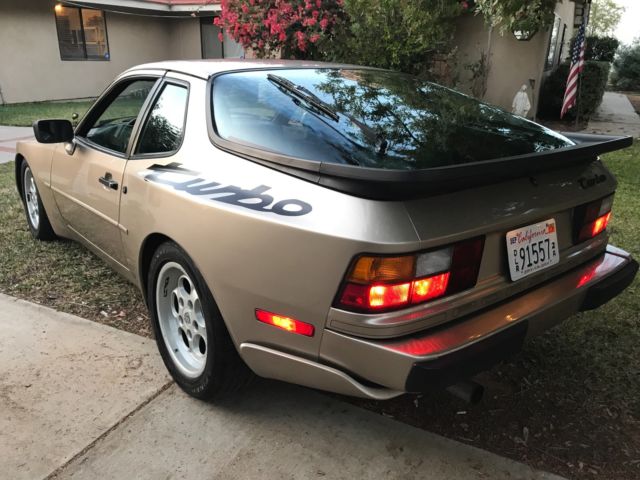 1986 Porsche 944 TURBO Sport - photo 3
