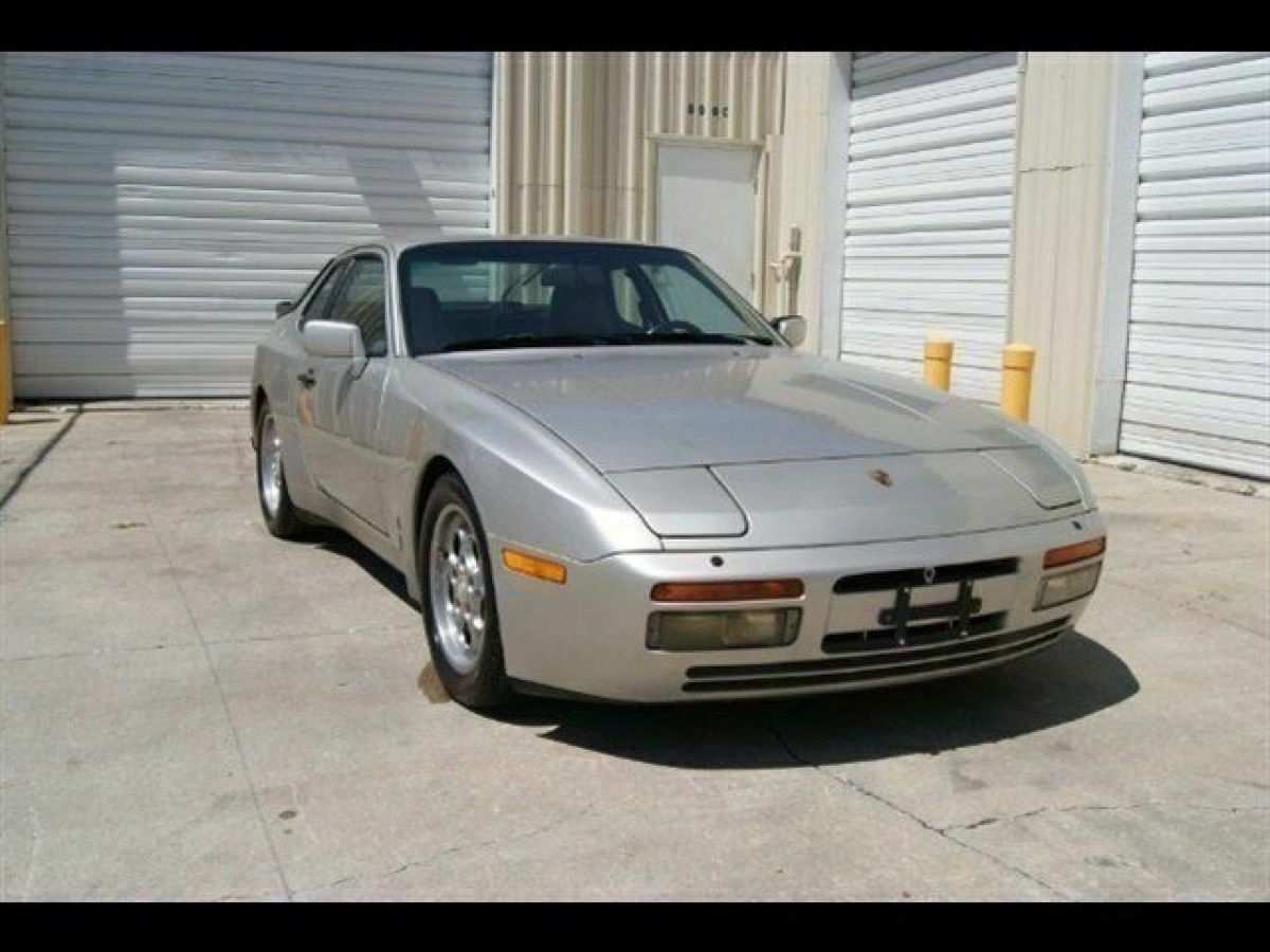 1986 Porsche 944 Turbo - photo 2