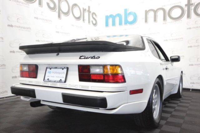 1986 Porsche 944 Turbo - photo 8