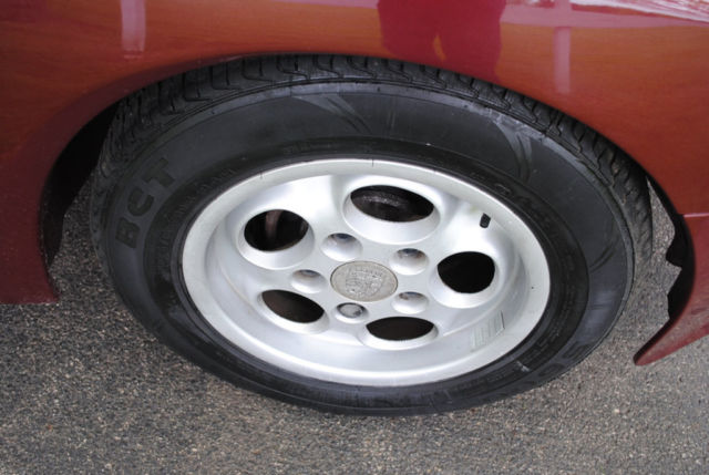 1986 Porsche 944 Base Coupe 2-Door - photo 10