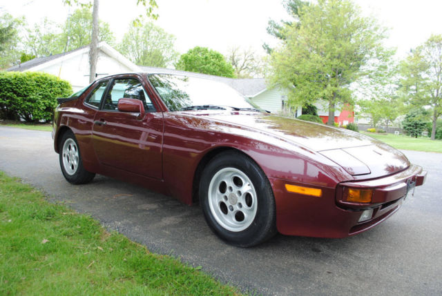 1986 Porsche 944 Base Coupe 2-Door - photo 4